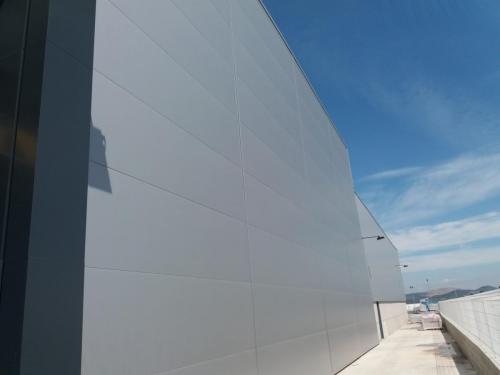 fachada-panel-horizontal-1500-m2